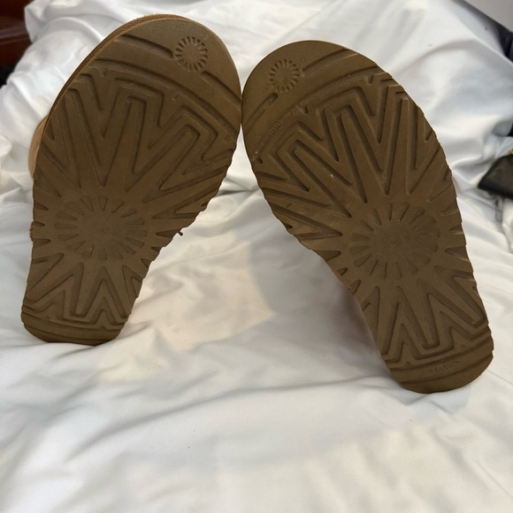 EUC UGG Classic Tall II Chestnut Boots - Picture 5 of 9